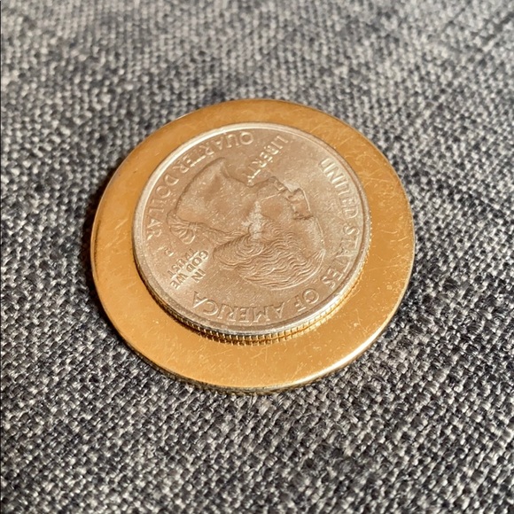 Monet Gold tone Circle Brooch - Picture 4 of 4